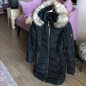 Laundry by Shelli Segal Black puffer coat